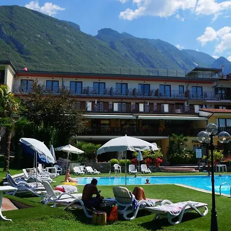 Готель Park Val Di Monte ***s 3*
